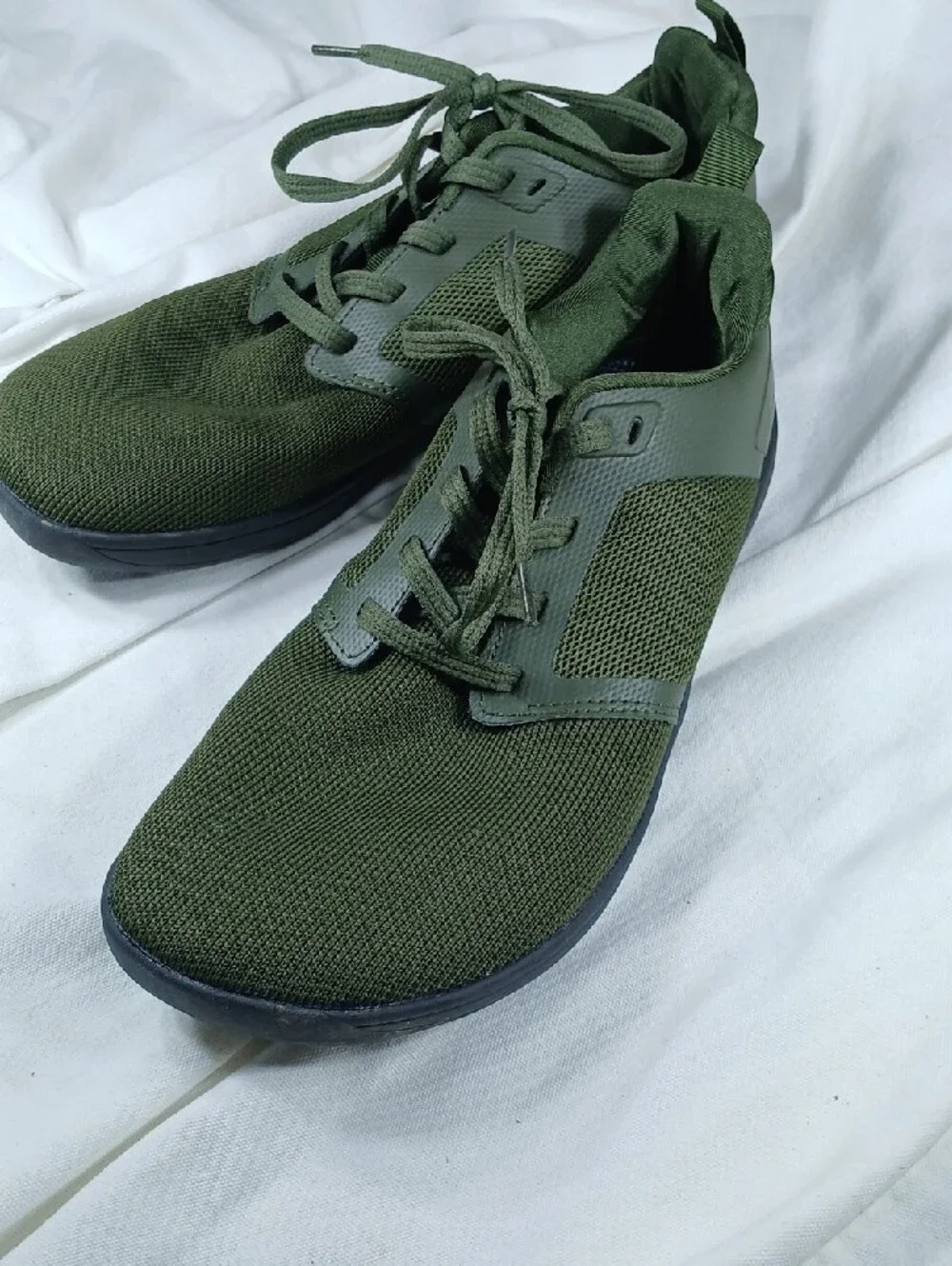 Joomra Men's Olive Green Lightweight Barefoot Mesh Sneakers